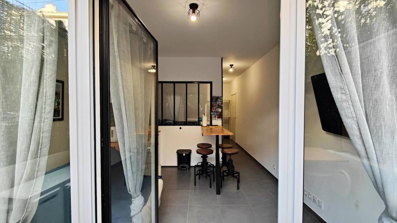 Alex Apartment *
